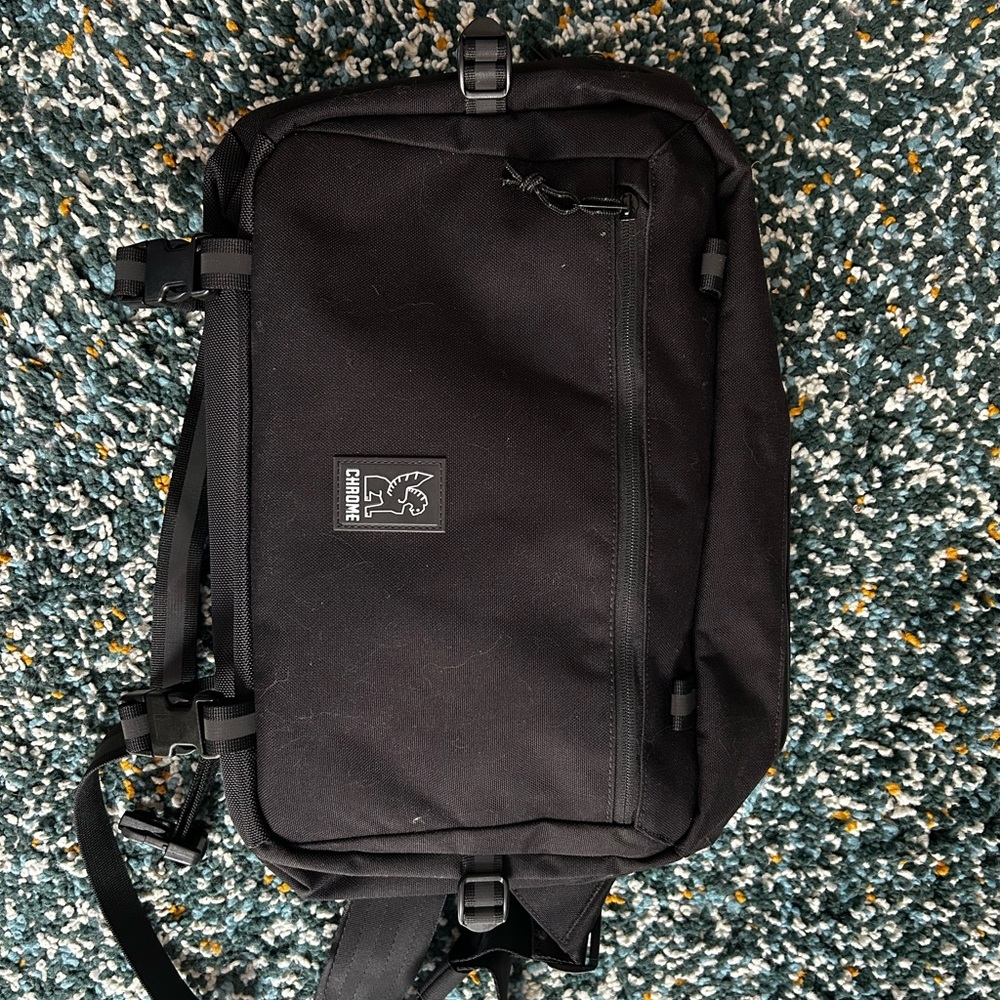 Chrome Kadet Max 15L Sling Bag